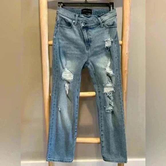 Kendall & Kylie Pants - Kendall & Kylie denim distressed Jeans size 26 HIGH-RISE ASYMMETRICAL 5 POCKET